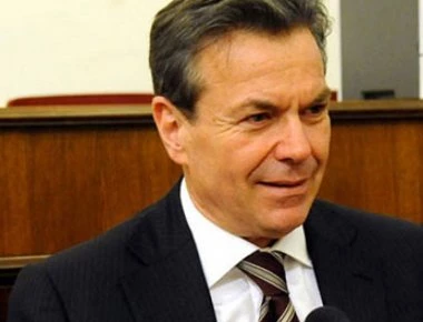 Υπ. Εργασίας: Συνταξιούχοι δεν χρειάζονται αιτήσεις για επιστροφή εισφορών υπέρ ΑΚΑΓΕ